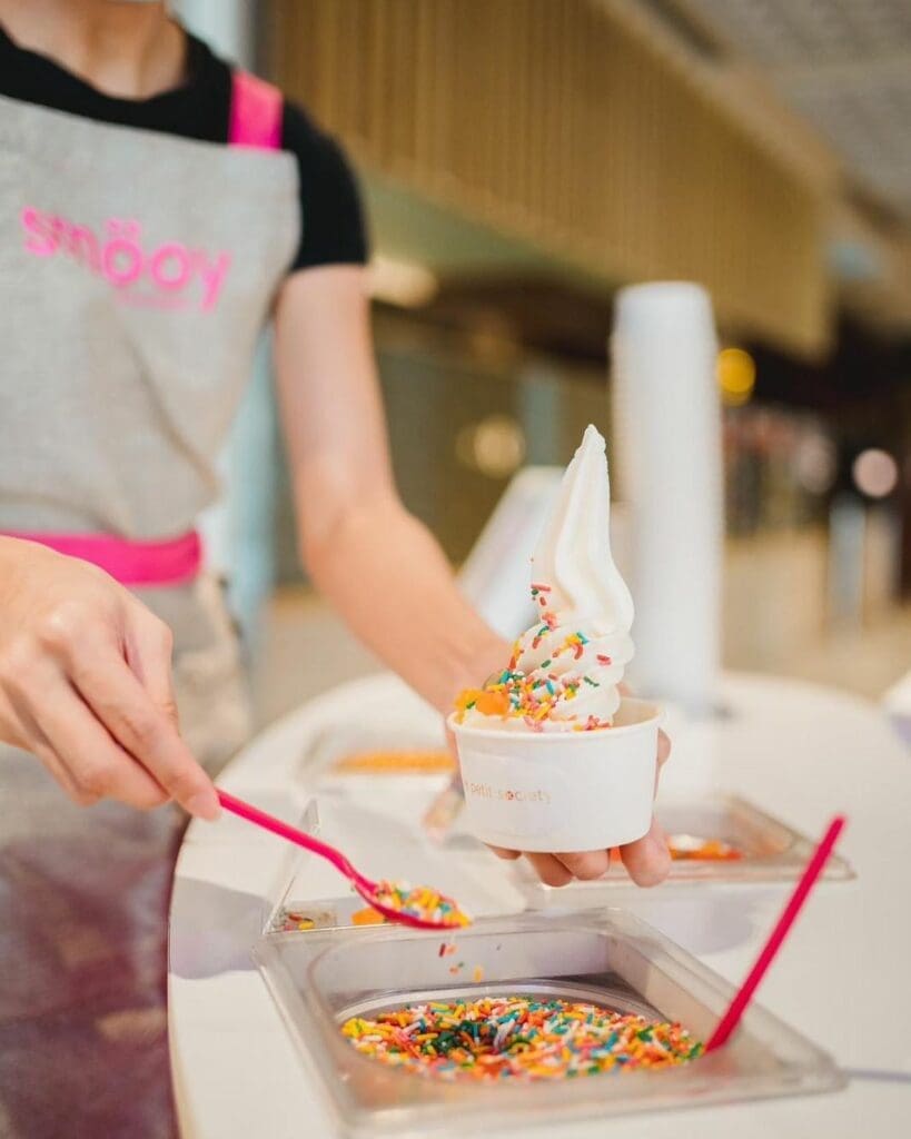 Is frozen yogurt good for weight loss? smöoy